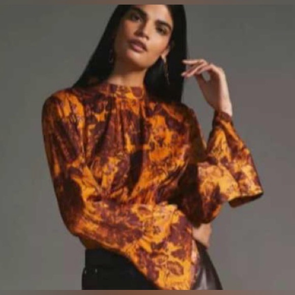 Anthropologie Tops - ⚜️Anthropologie Bell Sleeve Floral Blouse⚜️